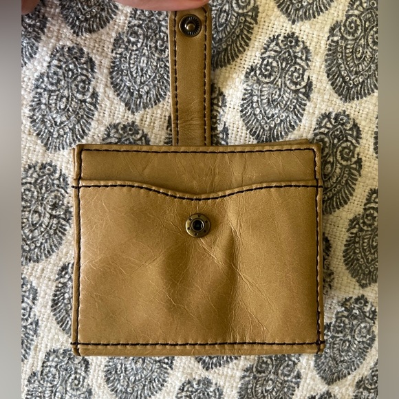 HOBO Bi-fold Caramel Brown Leather Wallet 6 Slot Card Holder Orig$118 - Picture 3 of 7